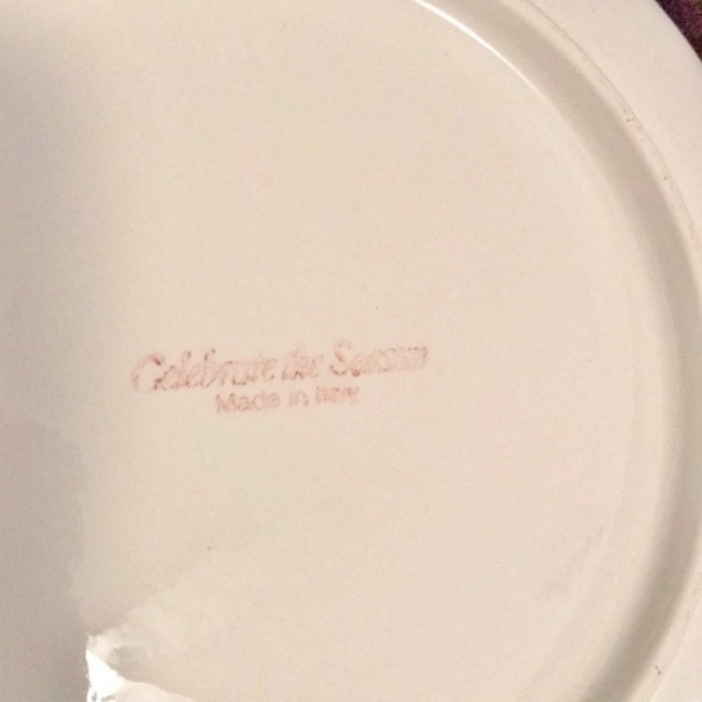 RARE Made in Italy Hand Painted Santa Cookie Plate and Milk Cup - Picture 6 of 7